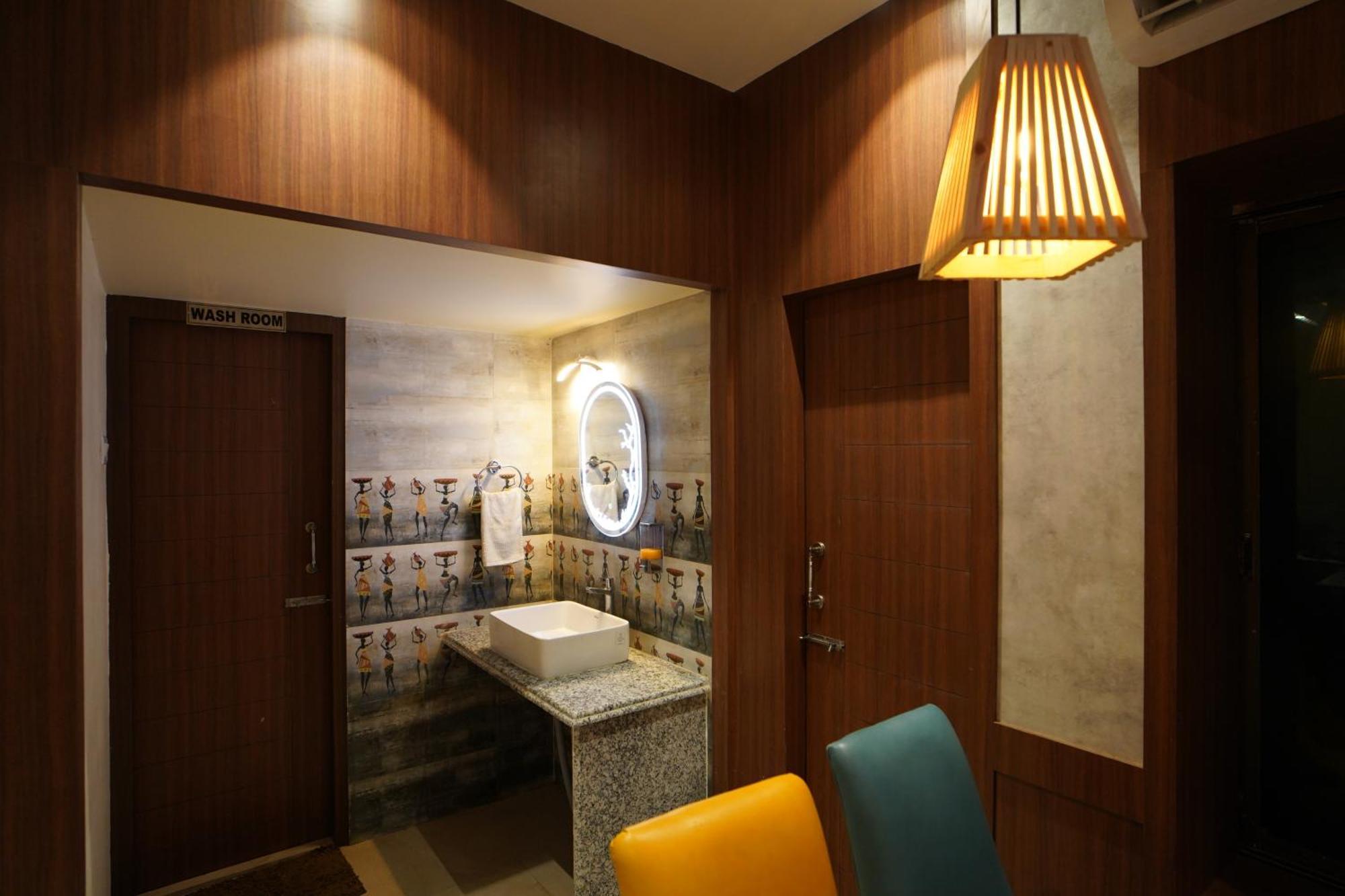 Royal Sea View !! Beach Front With Free Wifi !! Дигха Экстерьер фото