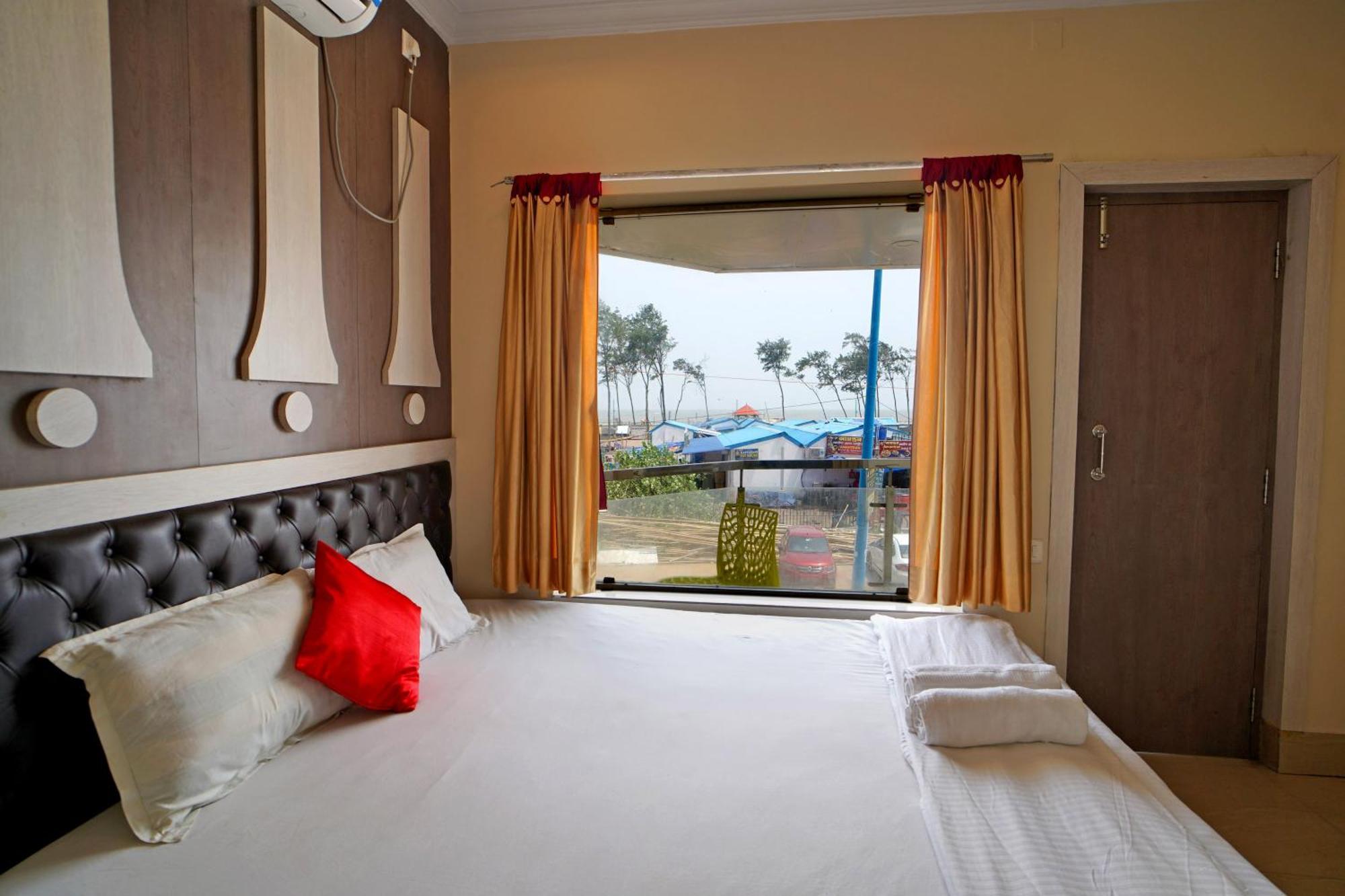 Royal Sea View !! Beach Front With Free Wifi !! Дигха Экстерьер фото